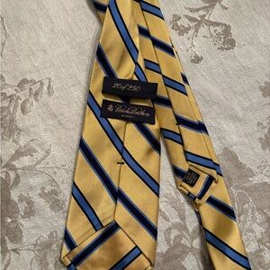 Brooks Brothers 7 fold tie